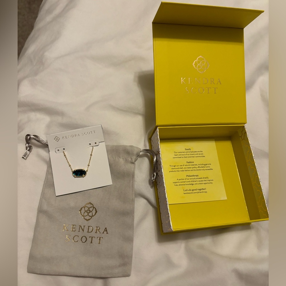 Brand new Kendra Scott necklace, deep emerald and gold